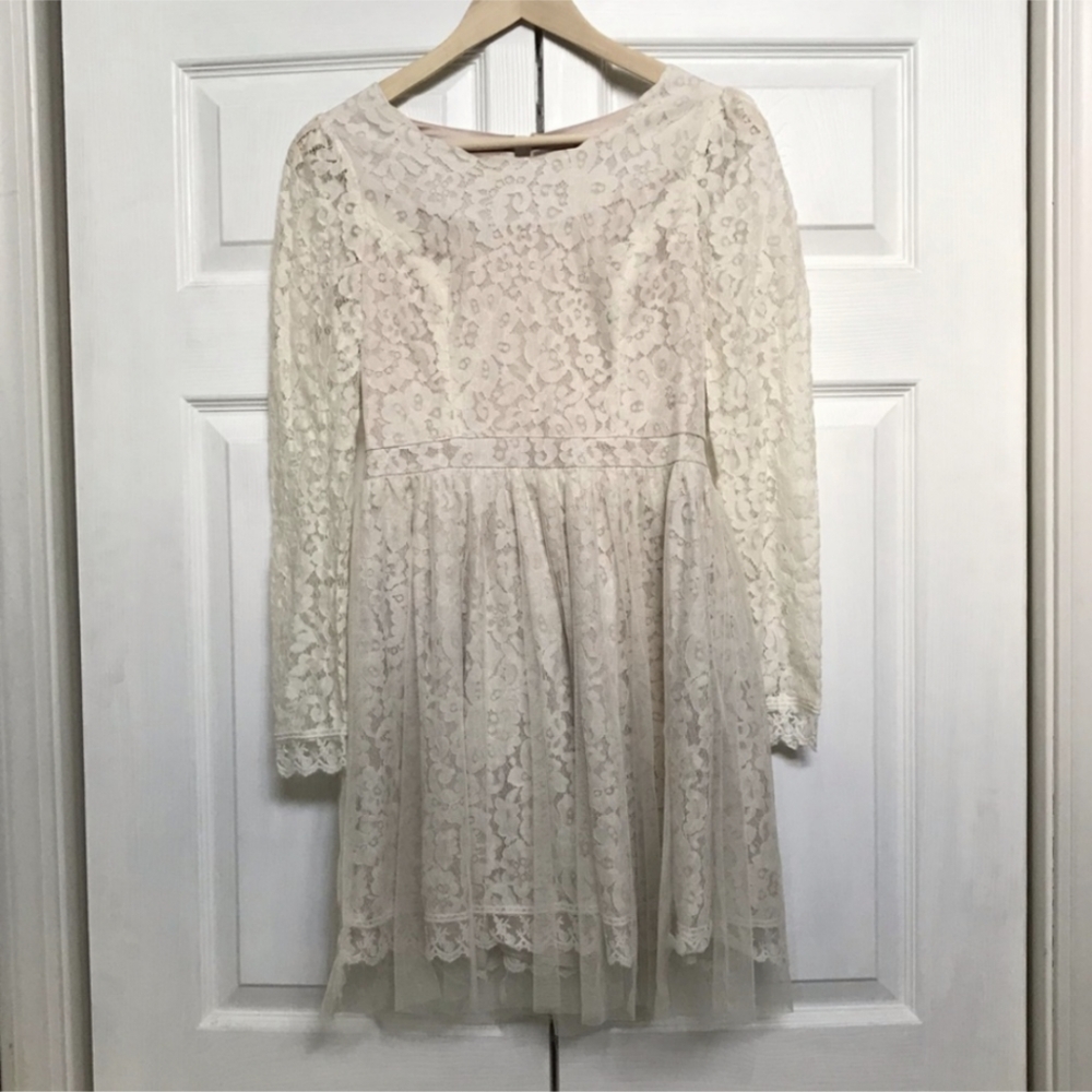 Minuet ivory mini dress